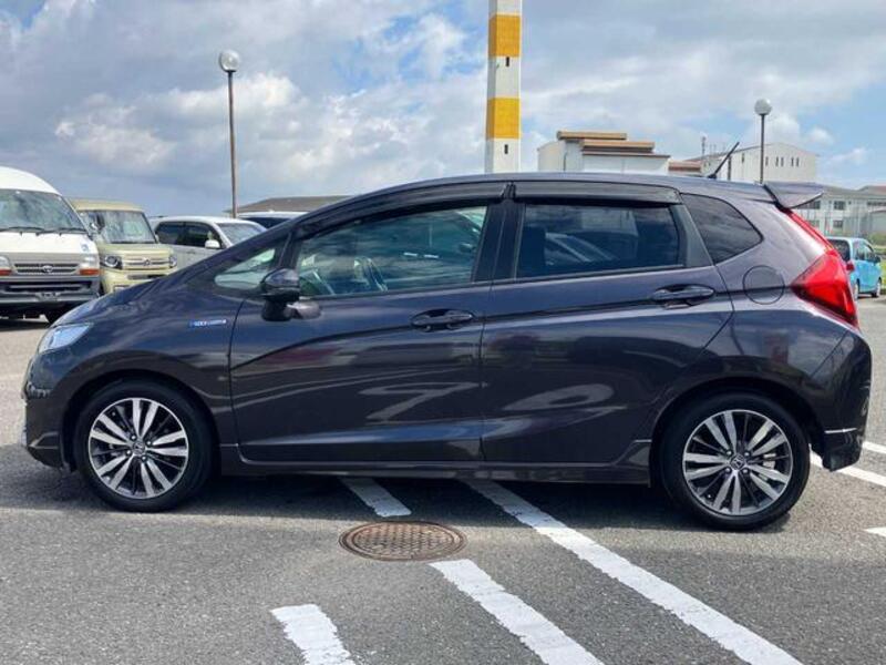 FIT HYBRID