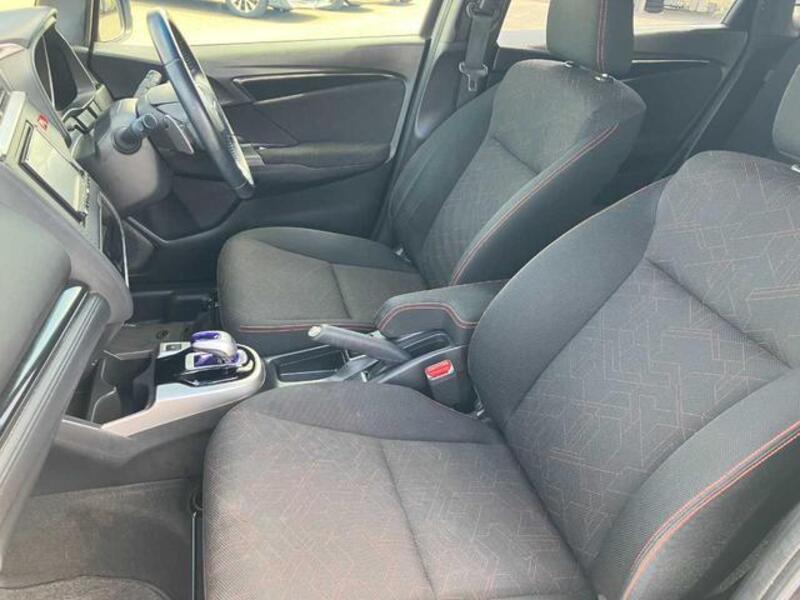 FIT HYBRID