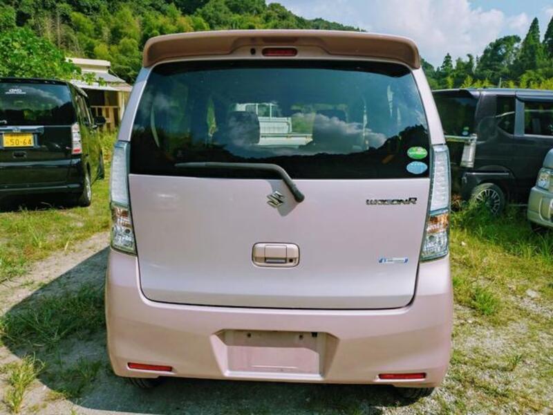 WAGON R