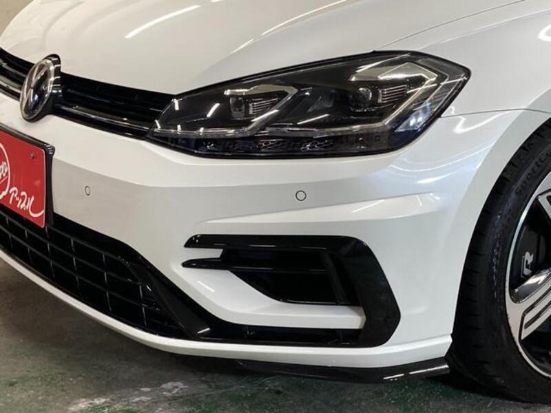 GOLF R