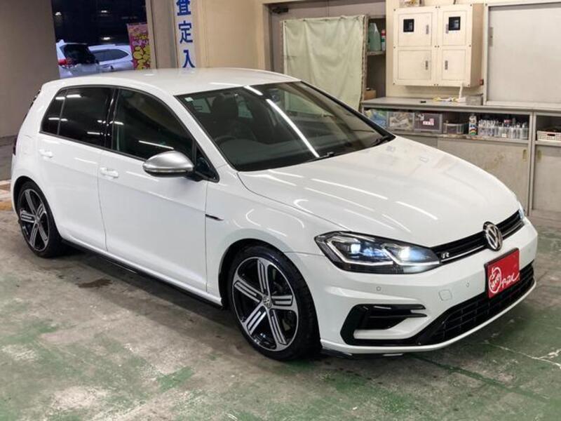 GOLF R