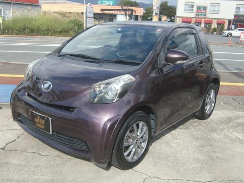 TOYOTA IQ