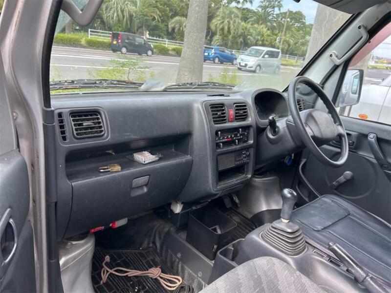 CARRY TRUCK