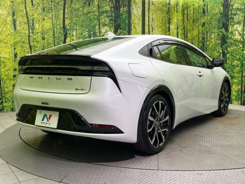 PRIUS PHV