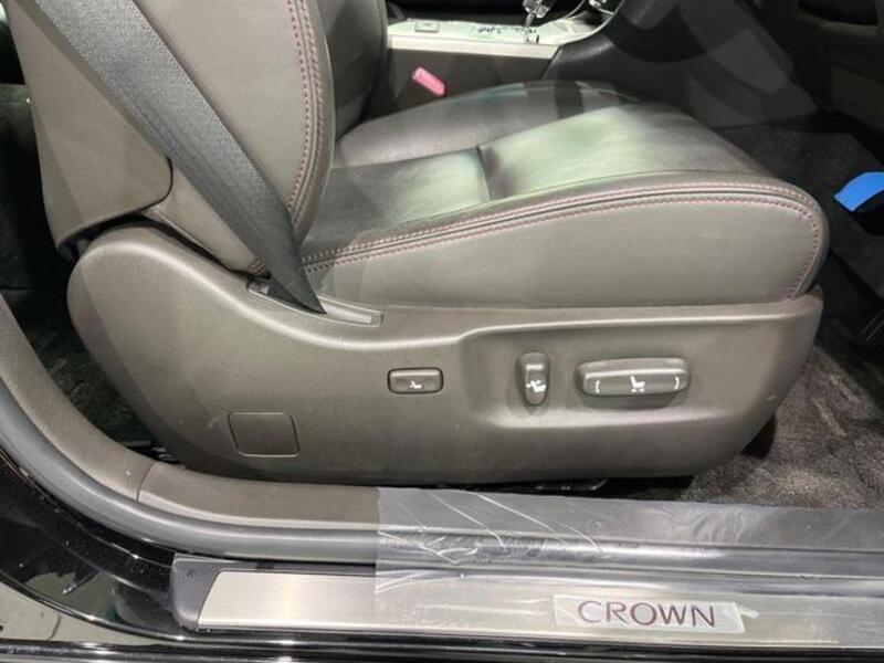 CROWN