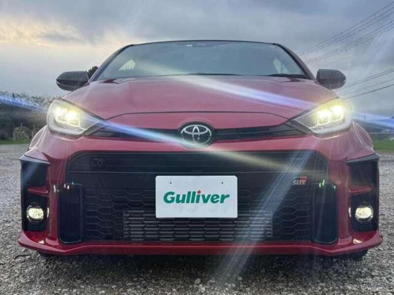 GR YARIS