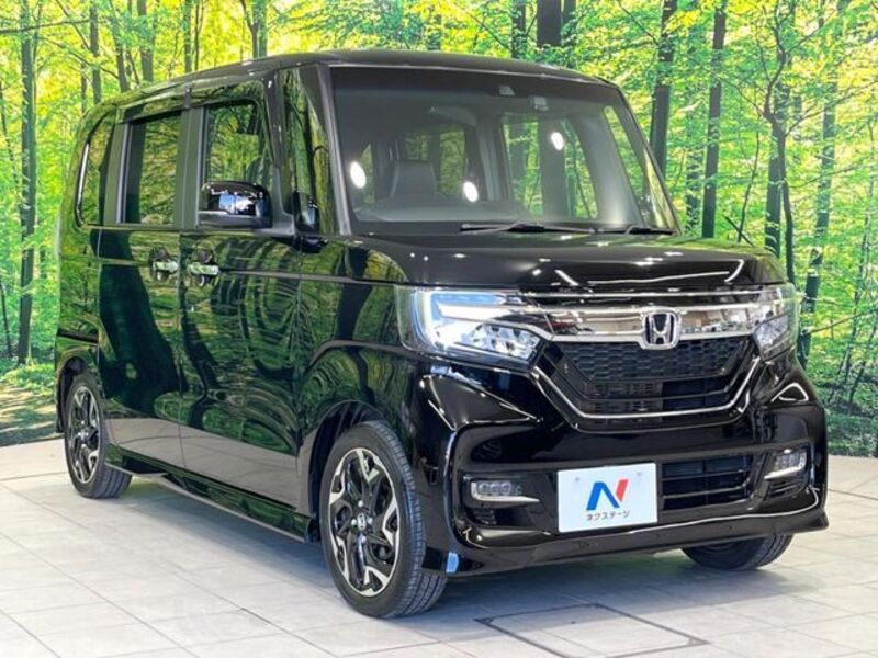 N BOX CUSTOM