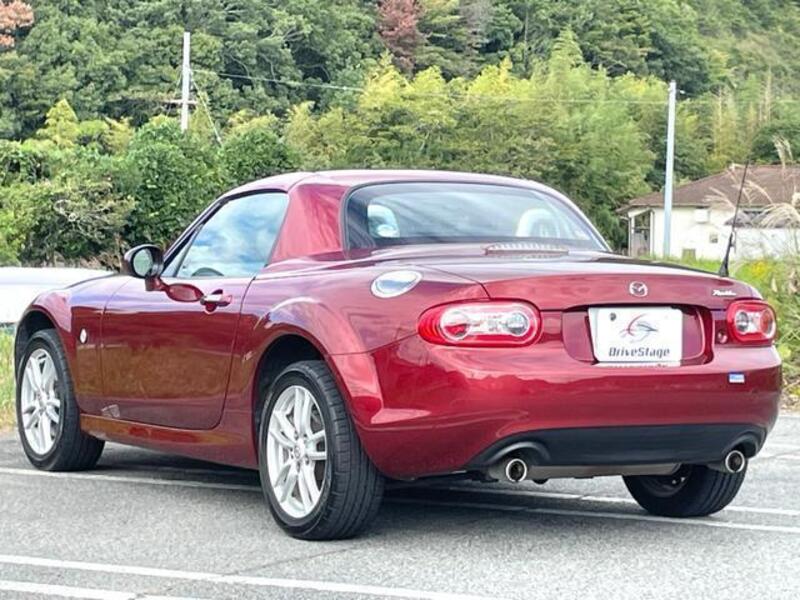 ROADSTER