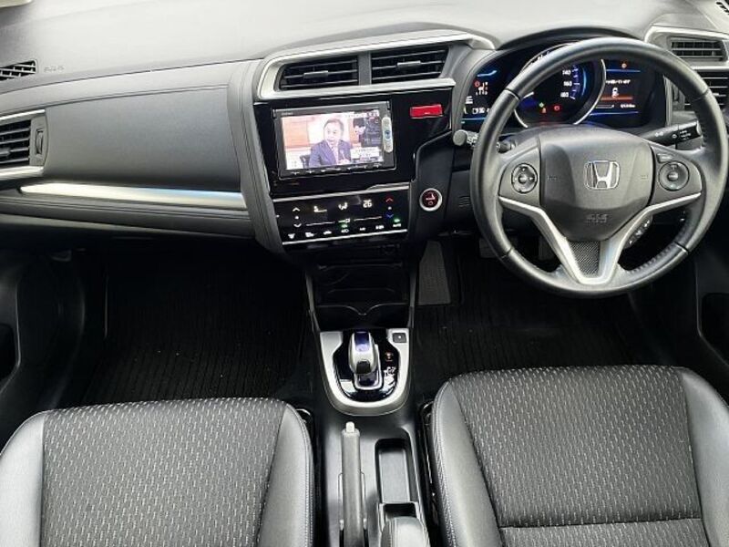 FIT HYBRID