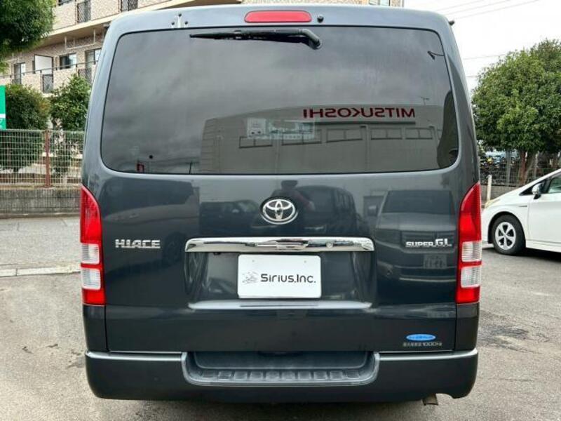 HIACE VAN