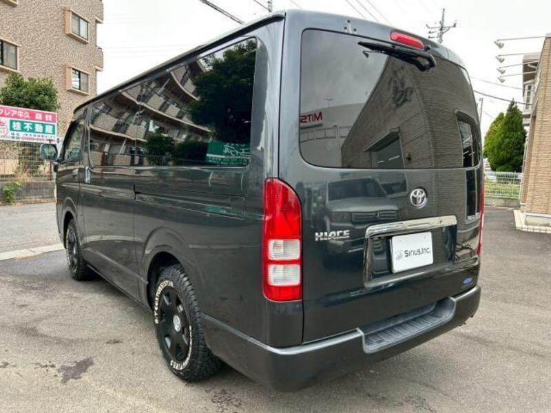 HIACE VAN