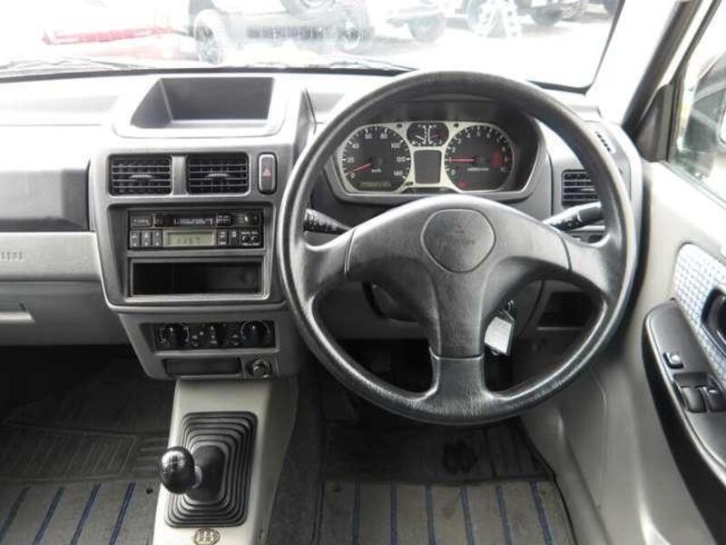 PAJERO MINI
