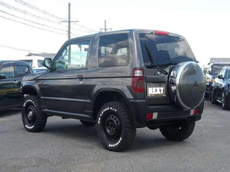PAJERO MINI