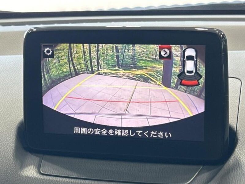 MAZDA2