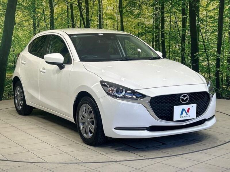 MAZDA2