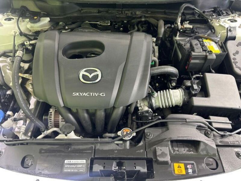 MAZDA2