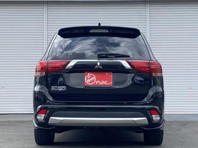 OUTLANDER PHEV