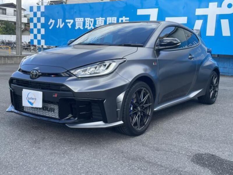 GR YARIS