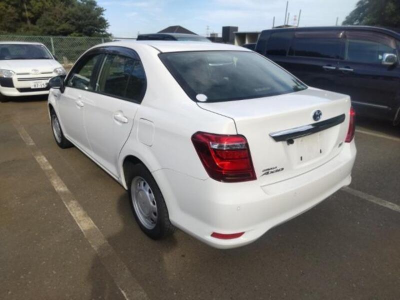 COROLLA AXIO
