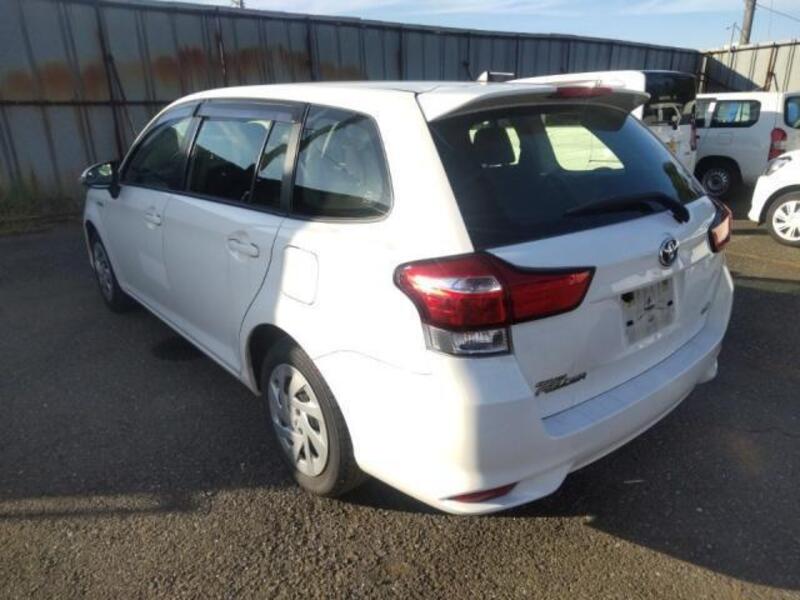 COROLLA FIELDER