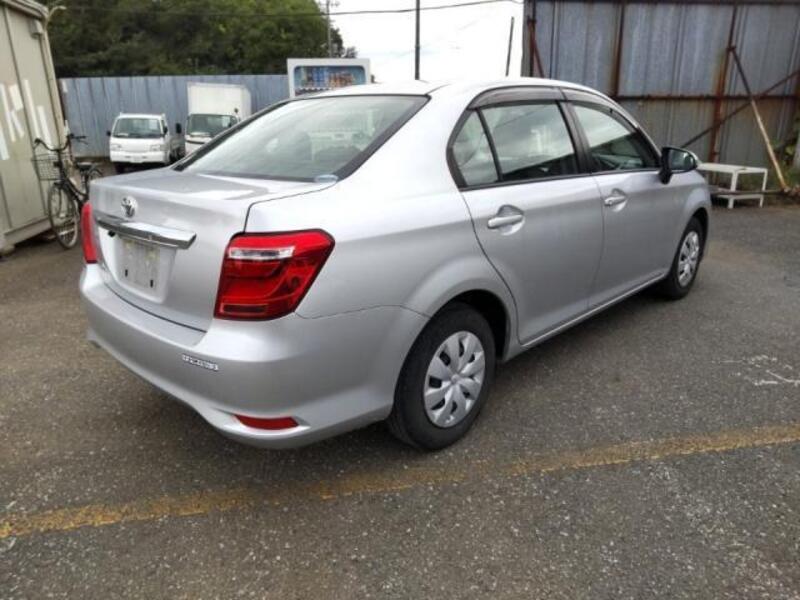 COROLLA AXIO