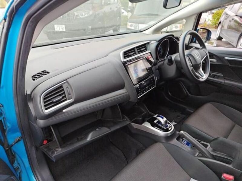 FIT HYBRID