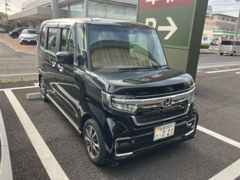 N BOX CUSTOM