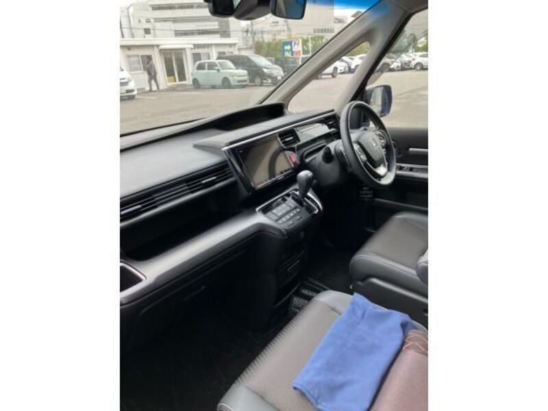STEPWAGON SPADA