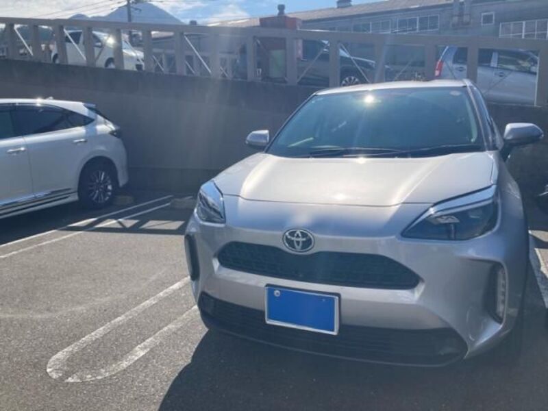 YARIS CROSS-0