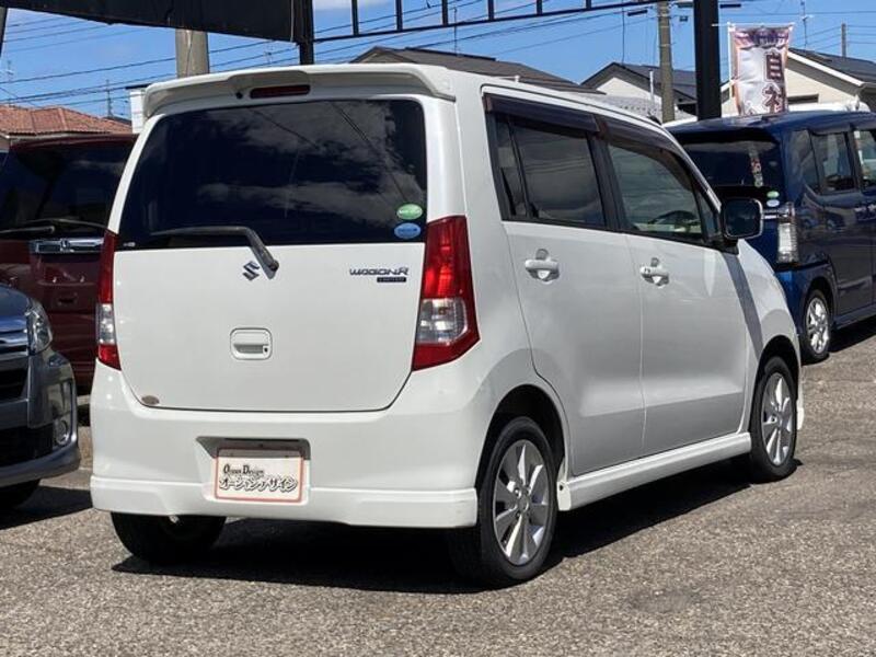 WAGON R