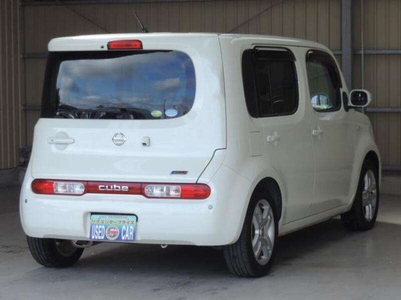 CUBE