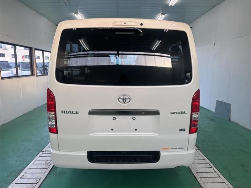 HIACE VAN