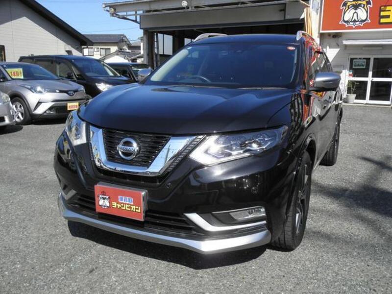 X-TRAIL-0