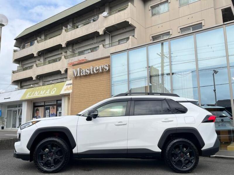 RAV4
