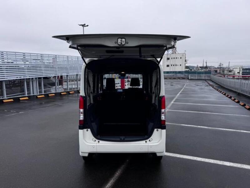 N-VAN