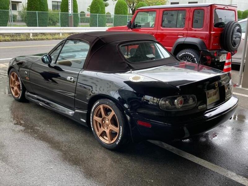 ROADSTER