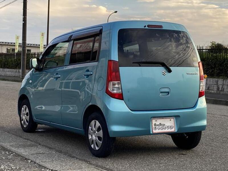 WAGON R