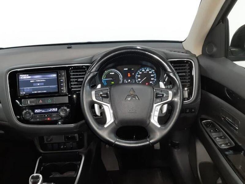 OUTLANDER PHEV