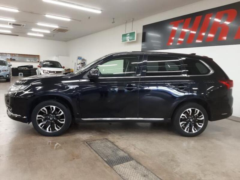 OUTLANDER PHEV