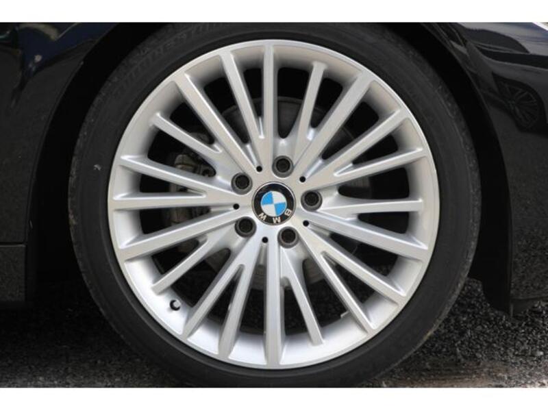 4 SERIES