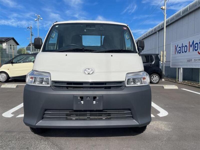 TOWNACE TRUCK