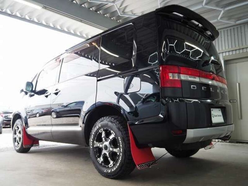 DELICA D5