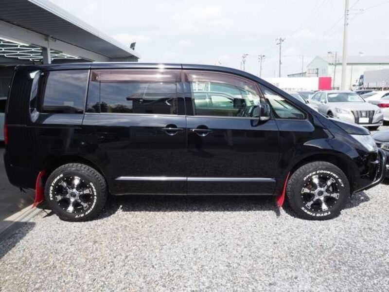 DELICA D5