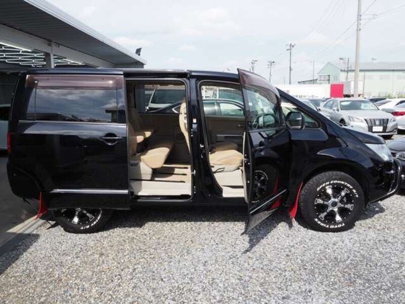 DELICA D5