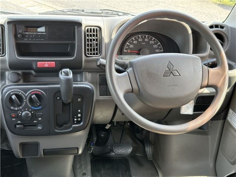 MINICAB VAN