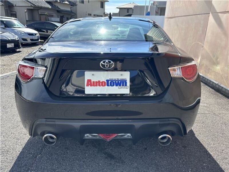 86