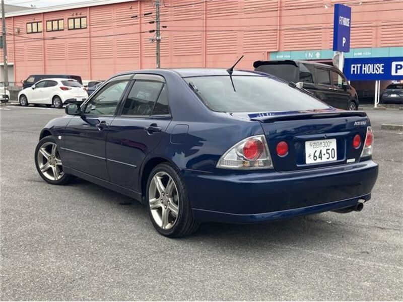 ALTEZZA