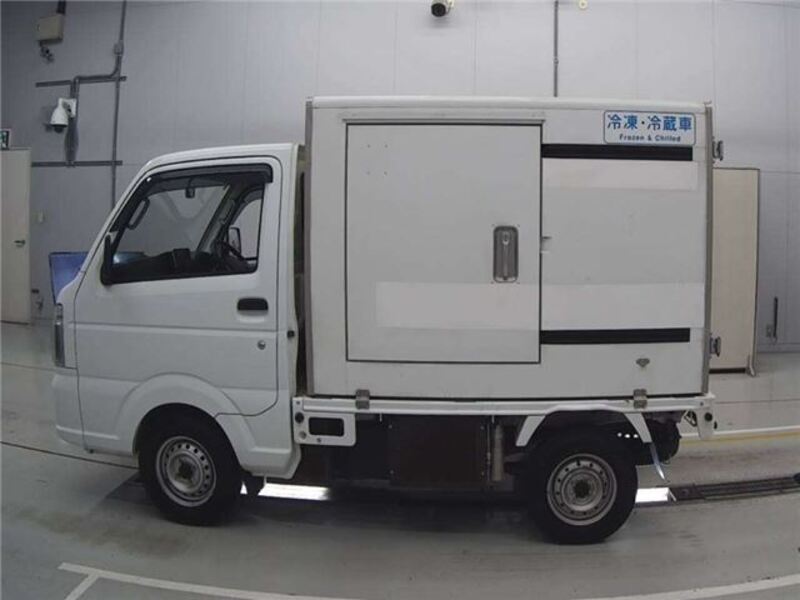 CARRY TRUCK