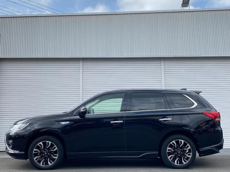 OUTLANDER PHEV