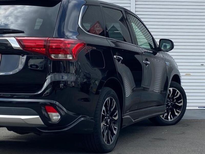 OUTLANDER PHEV